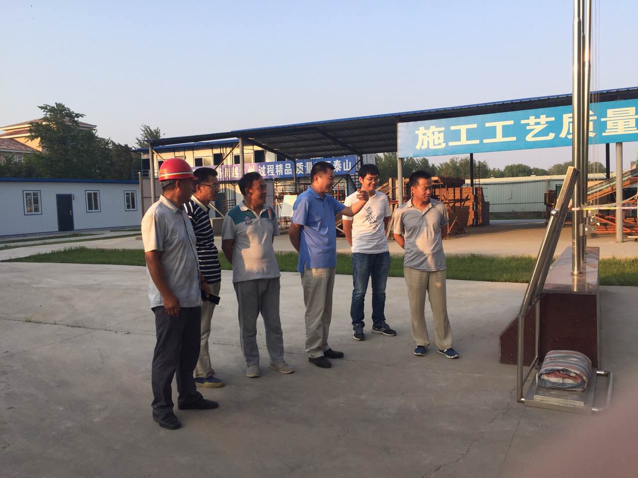 1495243643841377.jpg 2.jpg